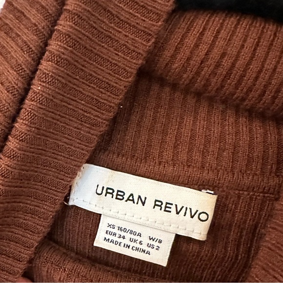 Urban Revivo Brown Rib Knit Roll Neck Sweater - XS - Picture 5 of 6